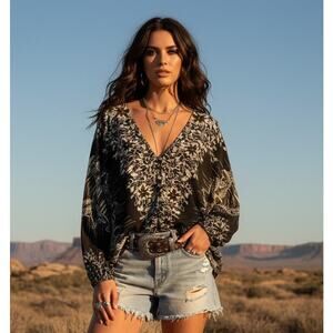 Free People Boho Blouse – Bird & Floral Print – Size M